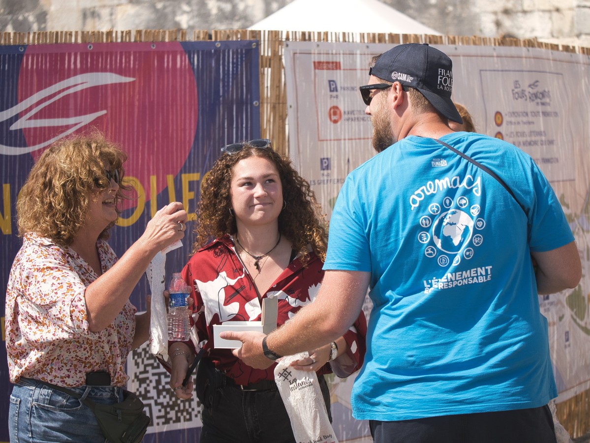 Sensi distribution cendrier de poche Franco